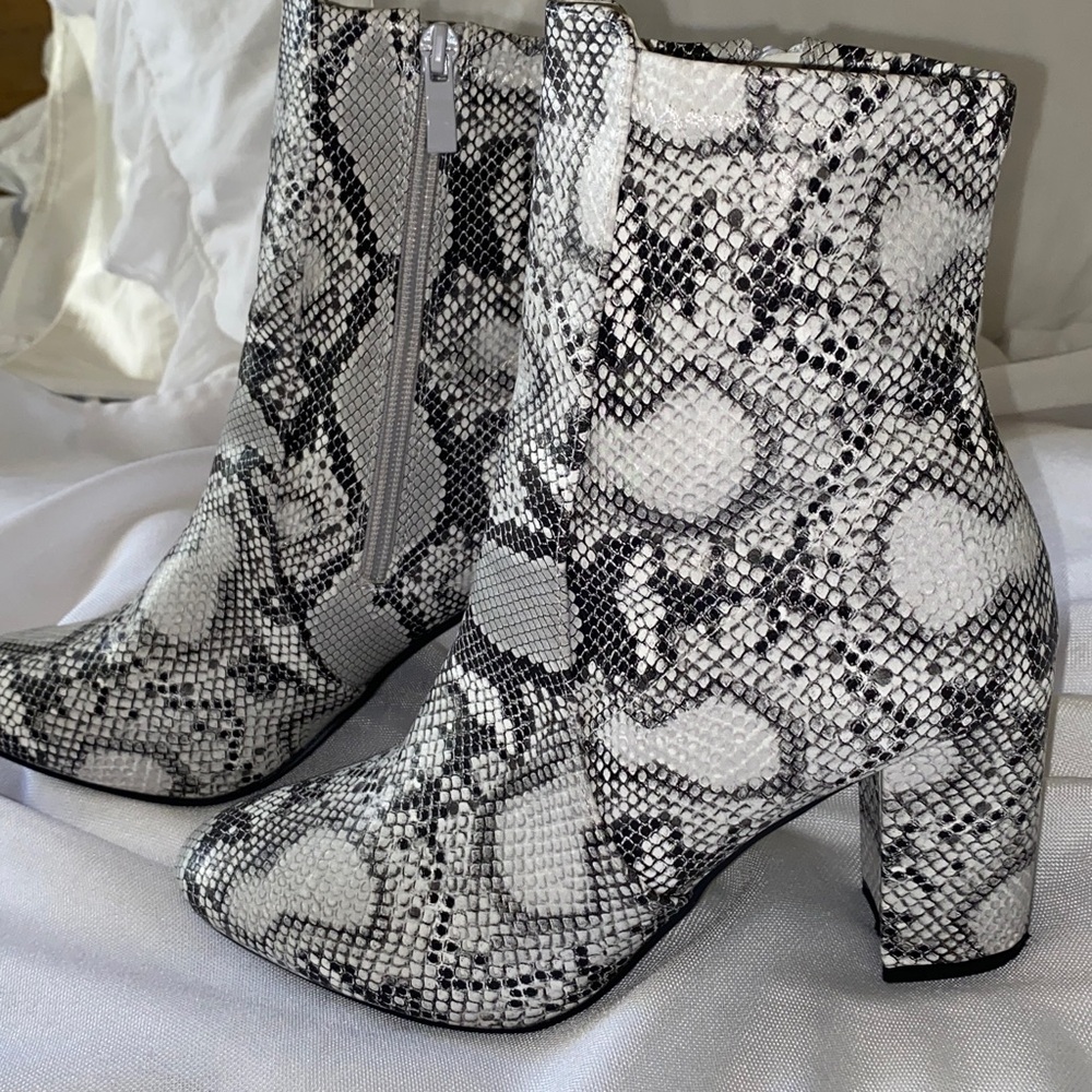 Grey snake print ankle boots chunky heel grunge motto goth street chic women 7.5